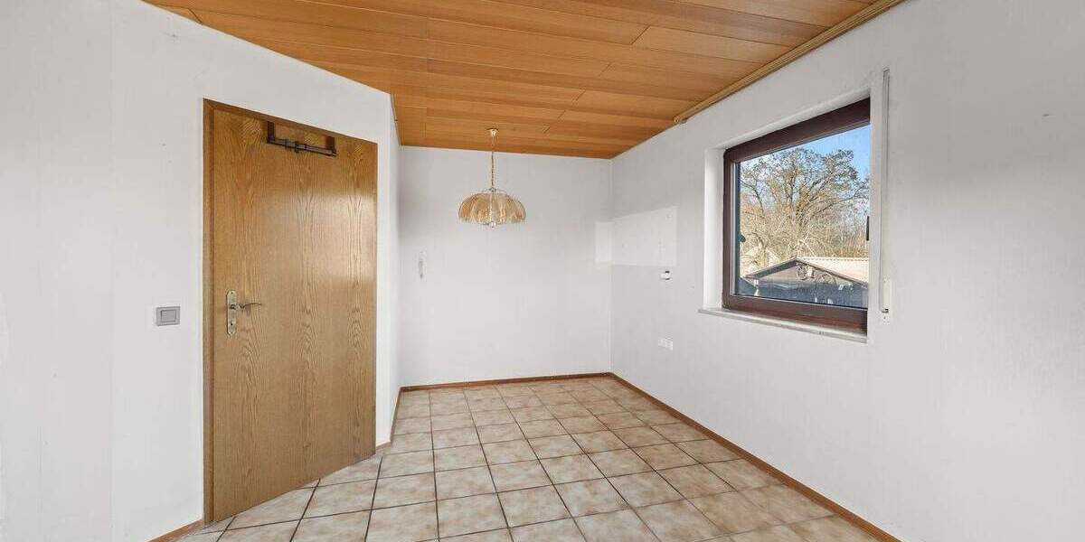 Mehrfamilienhaus, Wohnhaus Hagenbüchach - 1 Zimmer, 261 m&sup2;, 598.000&euro; | Angebot:25670108