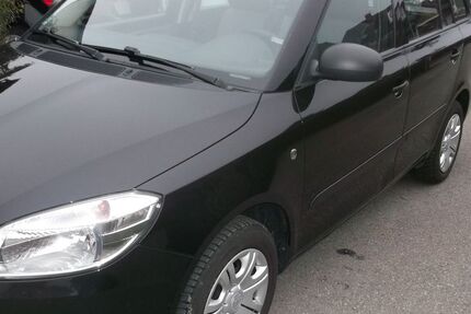 Skoda Fabia 102.000 km 6.450 &euro; Radolfzell 78315
