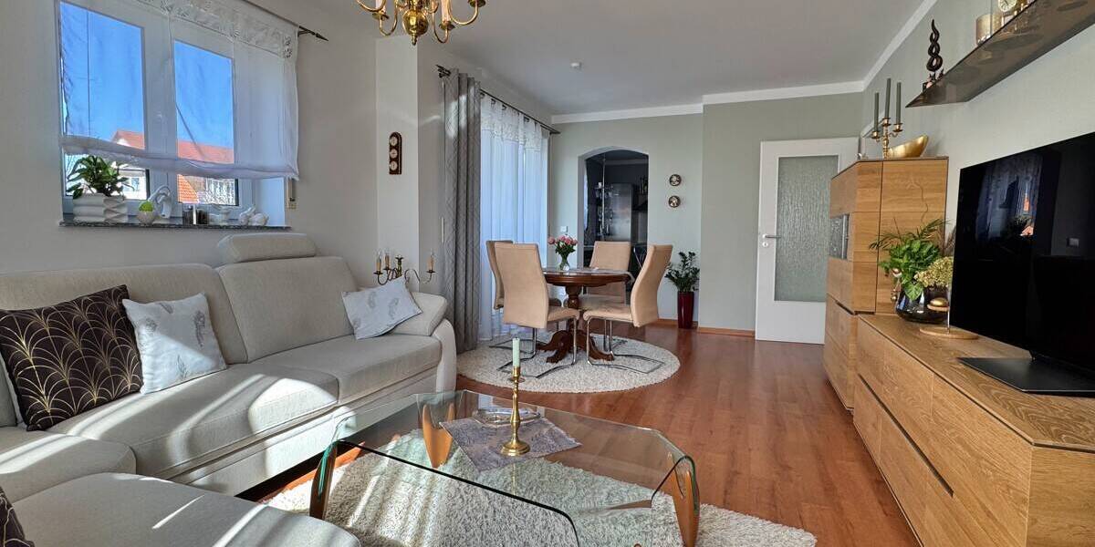 Etagenwohnung Bischofswerda - 3 Zimmer, 72 m&sup2;, 94.000&euro; | Angebot:26117724