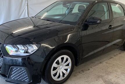 Audi A1 25.239 km 16.990 &euro; Steinbach-Hallenberg OT Herges-Hallenberg 98587