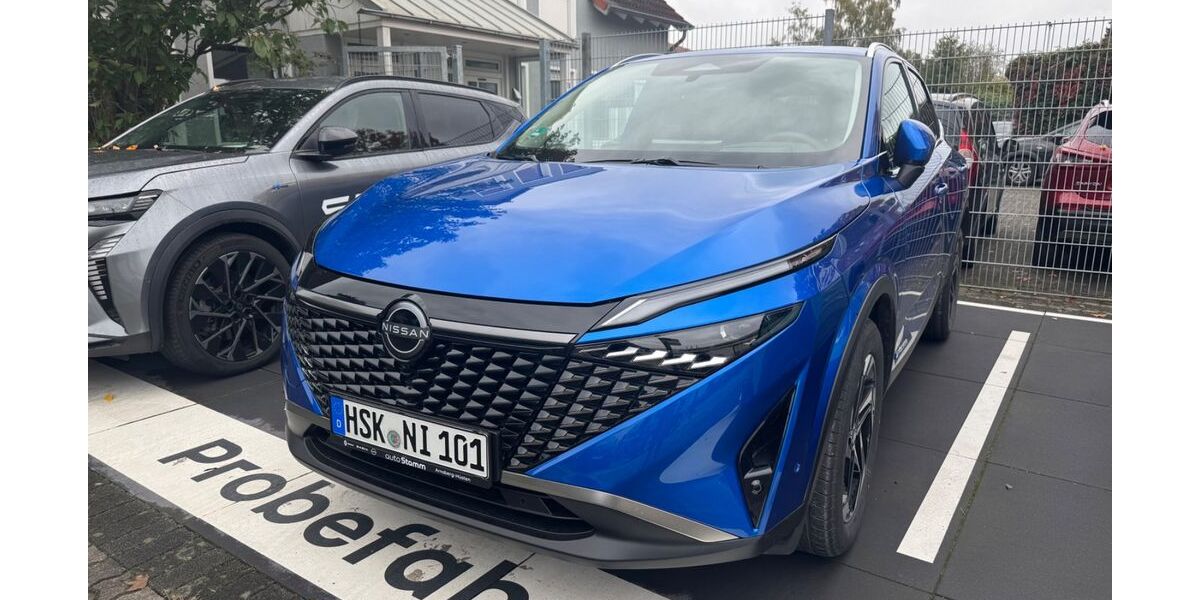 Nissan Qashqai 2.999 km 34.490 € Arnsberg 59759