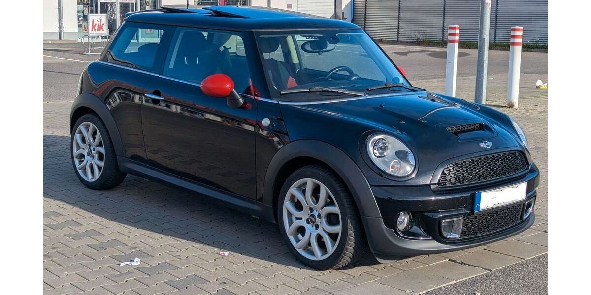 Mini Cooper SD 204.000 km 5.400 € Breitengüßbach 96149