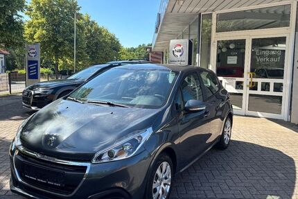 Peugeot 208 104.000 km 5.900 &euro; Munster 29633