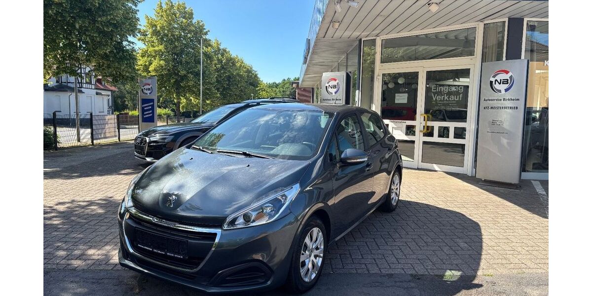 Peugeot 208 104.000 km 5.900 &euro; Munster 29633