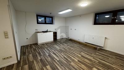 MODERNES SOUTERRAIN  VIELSEITIG NUTZBAR!