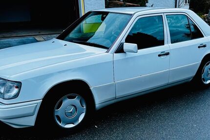 Mercedes-Benz E 200 153.000 km 8.000 &euro; Heroldsbach 91336