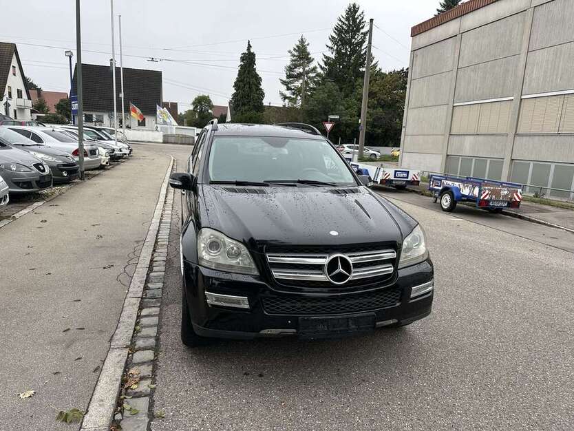 Mercedes-Benz GL 500 211.000 km 13.600 € Augsburg 86165