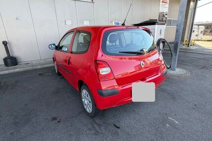 Renault Twingo 93.000 km 3.700 &euro; Sasbach 77880