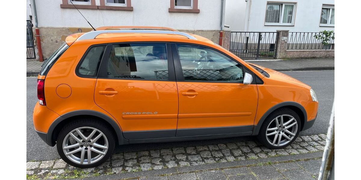 VW Polo 165.000 km 1.999 &euro; Egelsbach 63329