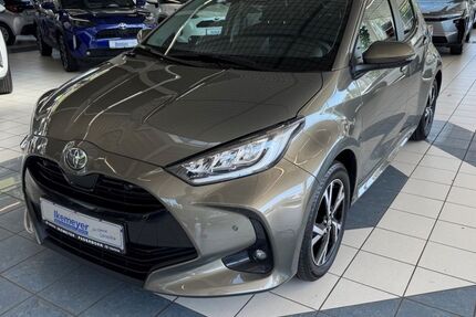 Toyota Yaris 26.250 km 21.790 &euro; Paderborn 33104