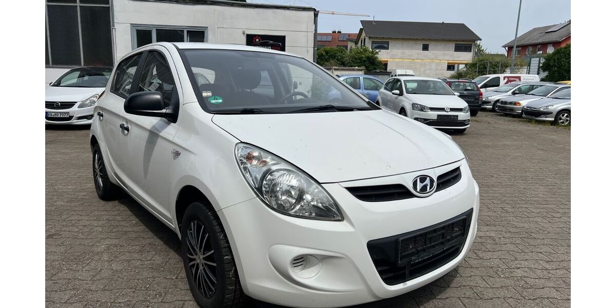 Hyundai i20 130.000 km 2.490 &euro; Malsch 76316