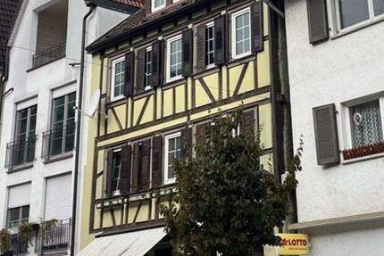 Haus Tauberbischofsheim - 8 Zimmer, 300 m&sup2;, 192.500&euro; | Angebot:25706844