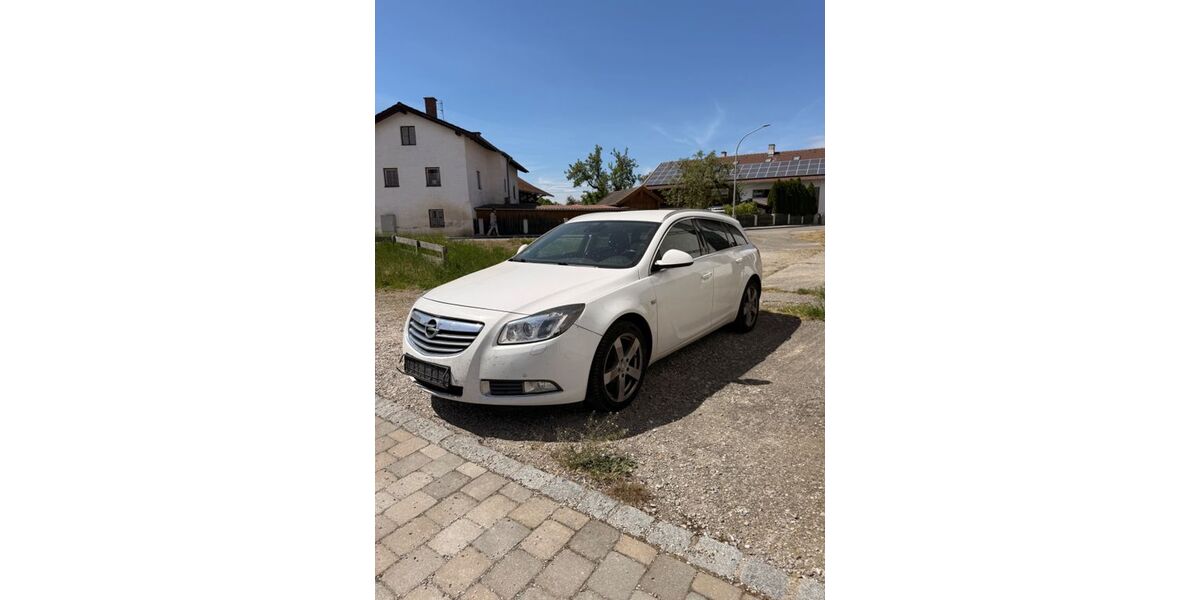 Opel Insignia 323.000 km 2.200 &euro; Teising 84576