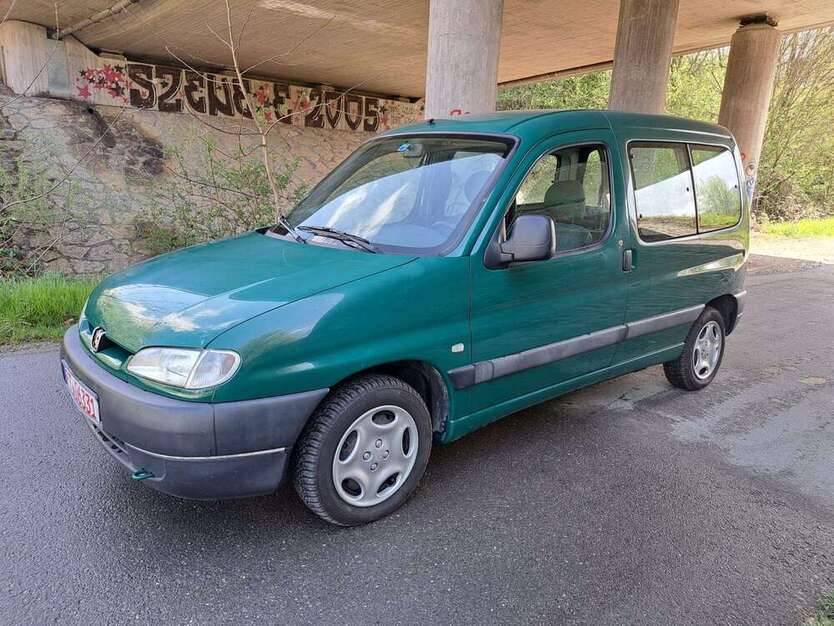 Peugeot Partner 180.000 km 300 € Reutlingen 72766