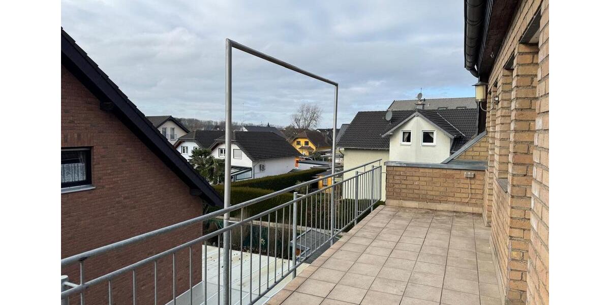 Maisonettenwohnung Niederkassel - 3 Zimmer, 83 m&sup2;, 1.050&euro; | Angebot:25216821