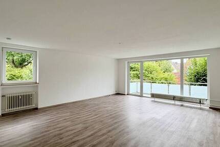 Lichtdurchflutete 2-Zimmer-Wohnung mit Balkon im Herzen von Büderich