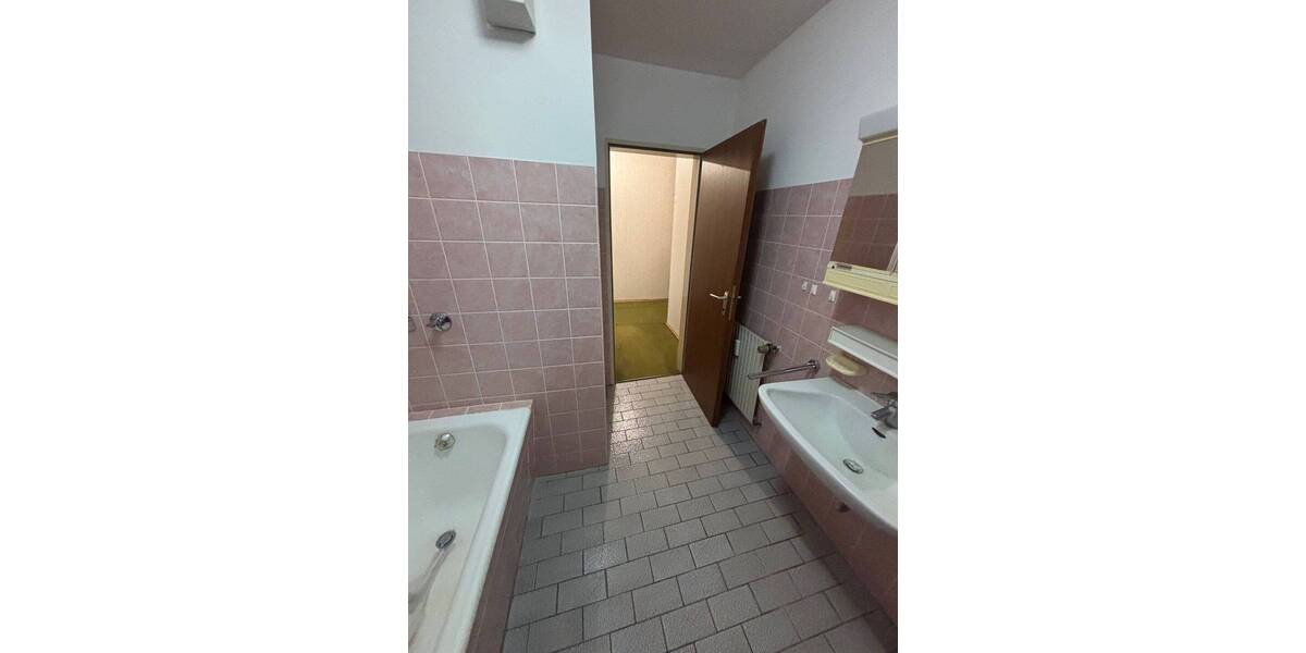 Etagenwohnung Balingen - 3 Zimmer, 89 m&sup2;, 213.000&euro; | Angebot:26686404