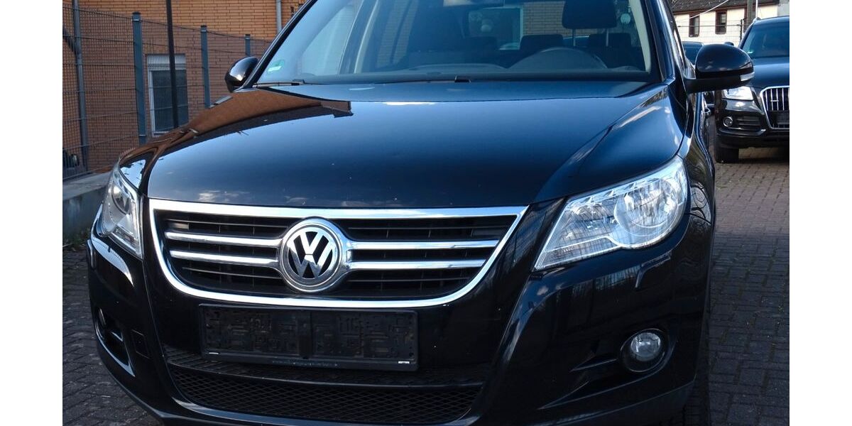 VW Tiguan 236.548 km 3.450 &euro; Troisdorf 53840