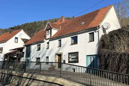 Haus Marsberg / Beringhausen Beringhausen - 6 Zimmer, 140 m&sup2;, 139.000&euro; | Angebot:25201749