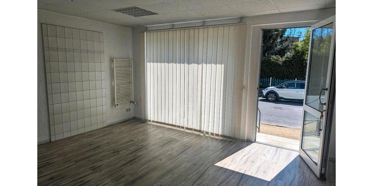 Hochparterre Ortrand - 2 Zimmer, 32 m&sup2;, 190&euro; | Angebot:26400384