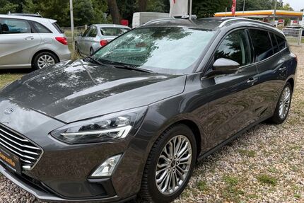 Ford Focus 69.000 km 13.999 &euro; Fredersdorf-Vogelsdorf bei Berlin 15370