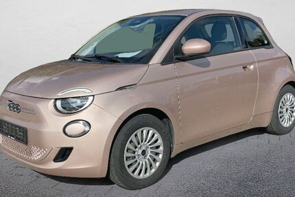Fiat 500e 12.200 km 21.490 &euro; Würzburg 97076