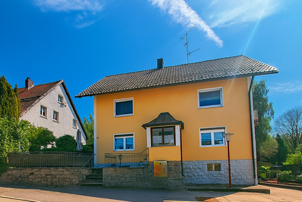 Haus zum Kaufen in Hauzenberg 390.000 € 300 m² 9 zimmer