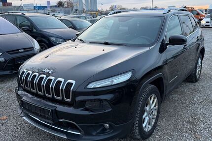 Jeep Cherokee 229.000 km 7.990 € München 81829