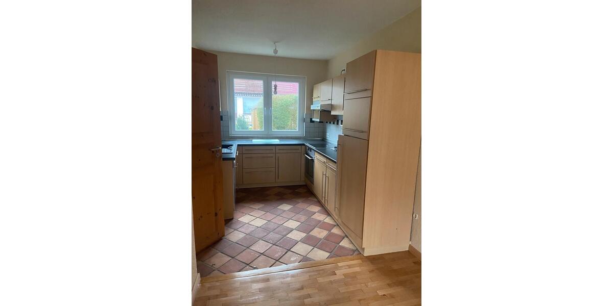 RH Flensburg westliche Höhe 4 Zi. vollunterkellert mit Garage 4 zimmer