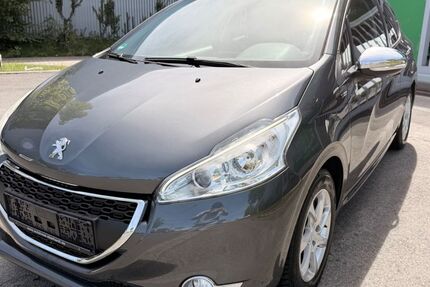 Peugeot 208 124.000 km 4.290 &euro; Fürth 90763