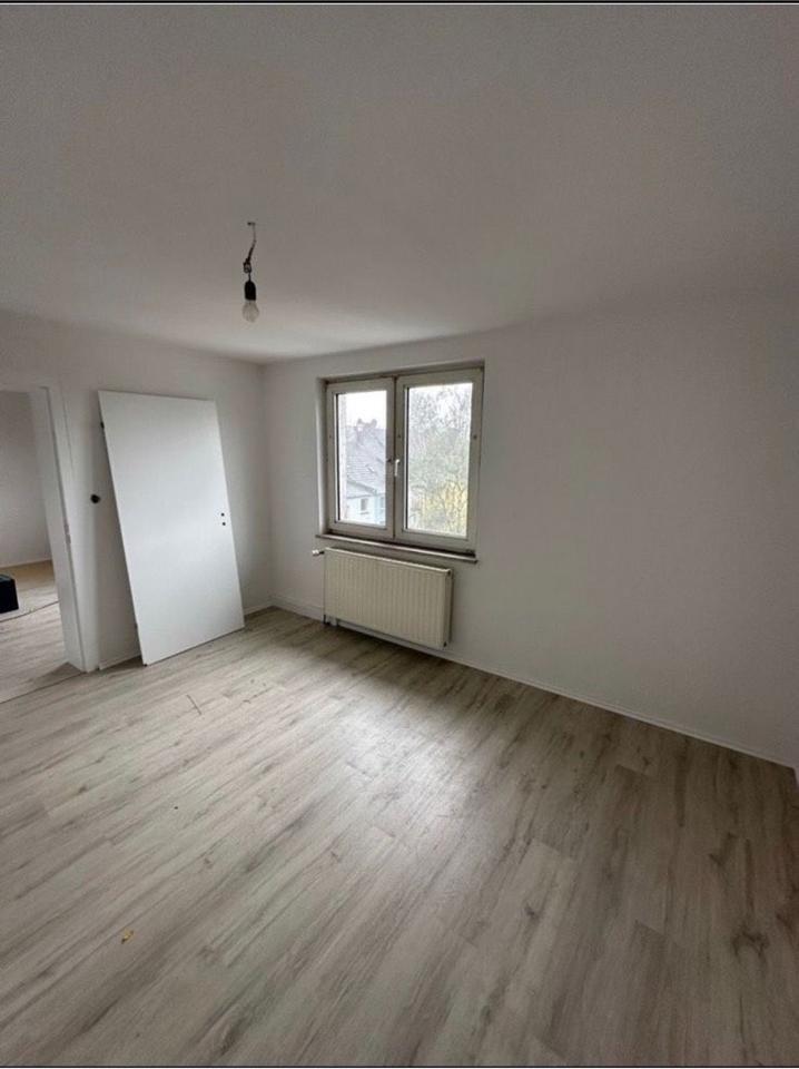 Renovierte 4 Zimmer-Wohnung