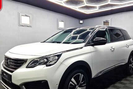 Peugeot 5008 74.800 km 19.880 &euro; Berlin 12305