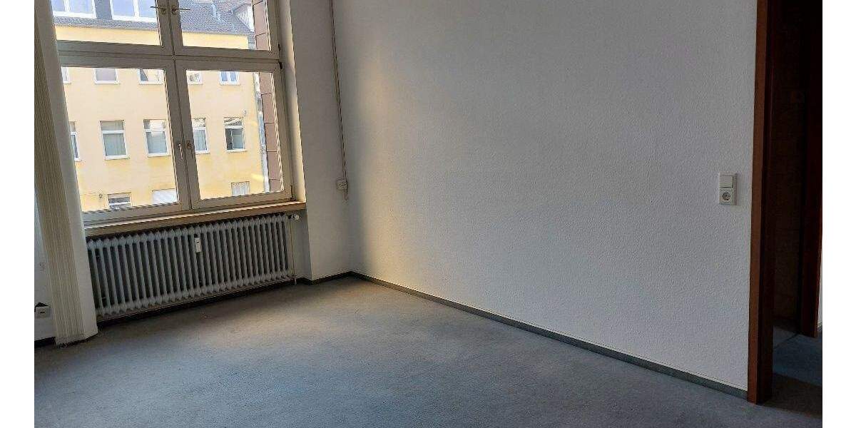 Gewerbeobjekt Saarbrücken St Johann - 5 Zimmer, 120 m&sup2;, 990&euro; | Angebot:26435385