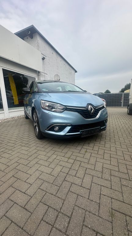 Renault Scenic 145.000 km 12.450 € Gielow 17139