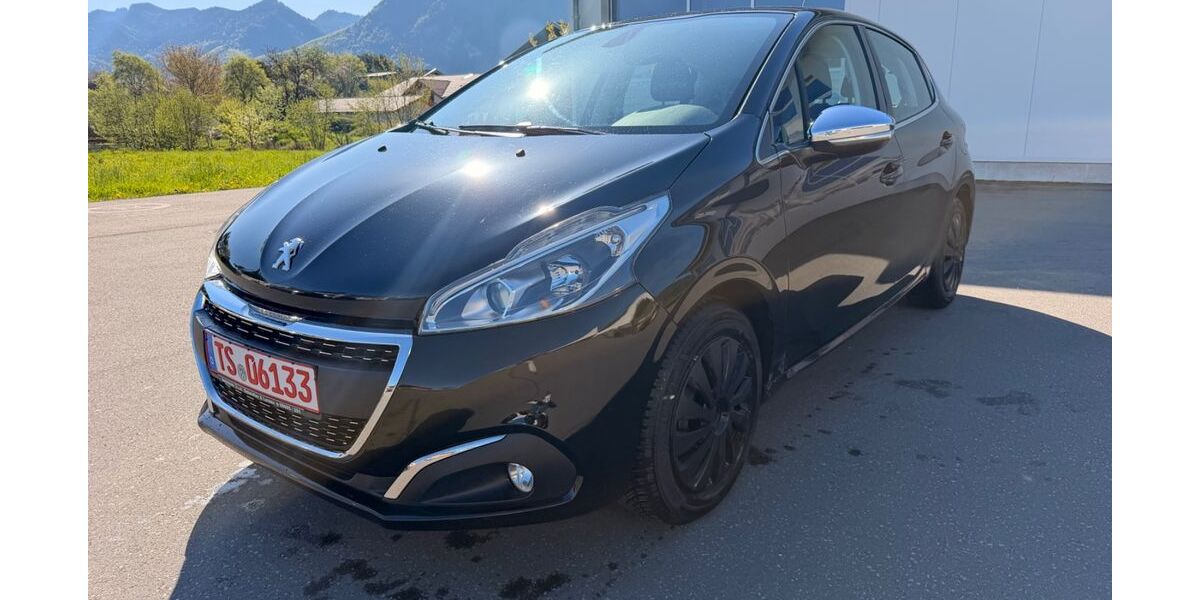 Peugeot 208 160.000 km 3.333 &euro; Grassau 83224