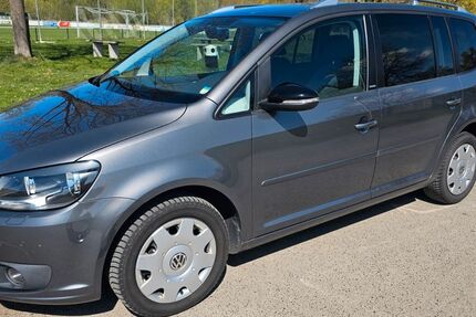 VW Touran 76.500 km 11.999 &euro; Bad Wildungen 34536