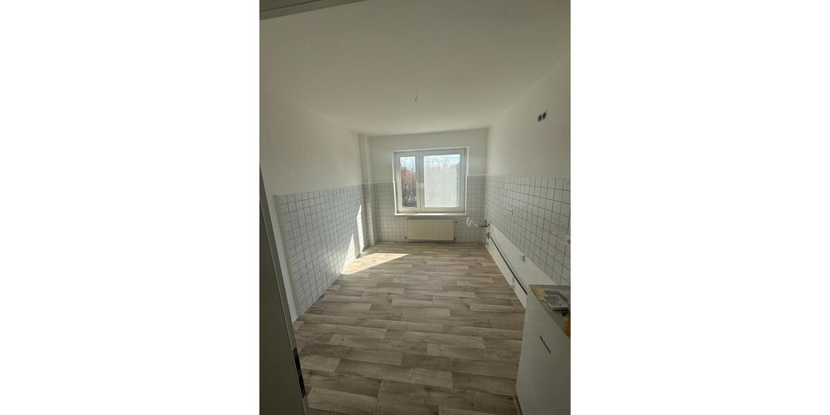 Dachgeschoßwohnung Röbel/Müritz Müritz - 3 Zimmer, 73 m&sup2;, 693&euro; | Angebot:26040051