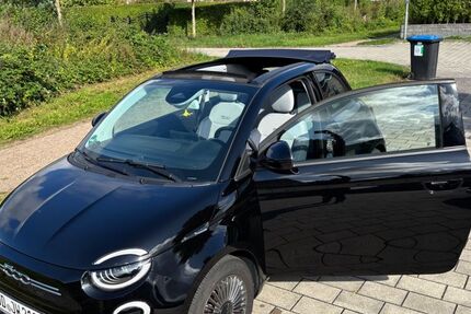 Fiat 500e 42.000 km 17.990 &euro; Bad Oldesloe 23843