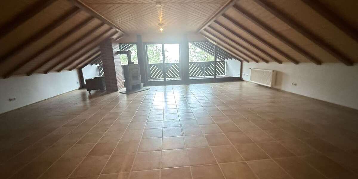 Etagenwohnung Wetter-Mellnau Mellnau - 2 Zimmer, 87 m&sup2;, 715&euro; | Angebot:24976379