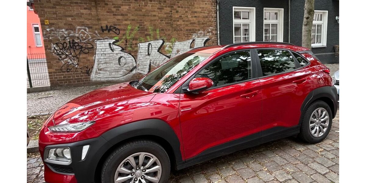Hyundai KONA 42.400 km 14.300 &euro; Berlin 13595