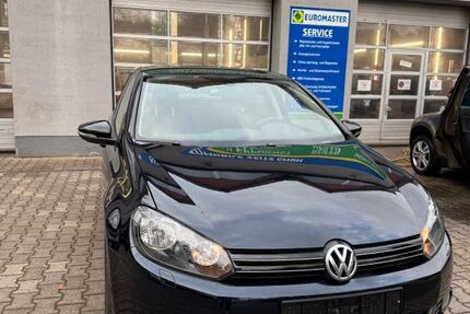 VW Golf 79.000 km 8.200 &euro; Zeitz 06712