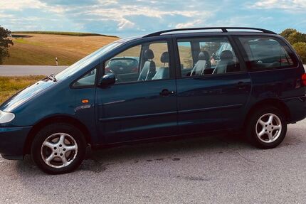 VW Sharan 220.000 km 3.790 &euro; Thyrnau 94136