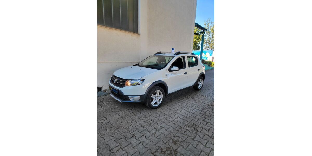 Dacia Sandero 84.600 km 8.999 &euro; Baden-Württemberg - Wendlingen am Neckar 73240