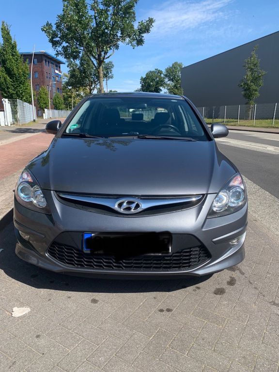 Hyundai i30 198.800 km 2.800 € Hamburg 22419