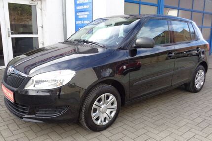 Skoda Fabia 86.994 km 6.350 &euro; Aschersleben 06449