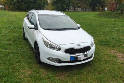 Kia ceed Sportswagon 208.000 km 6.800 € Obernburg 63785