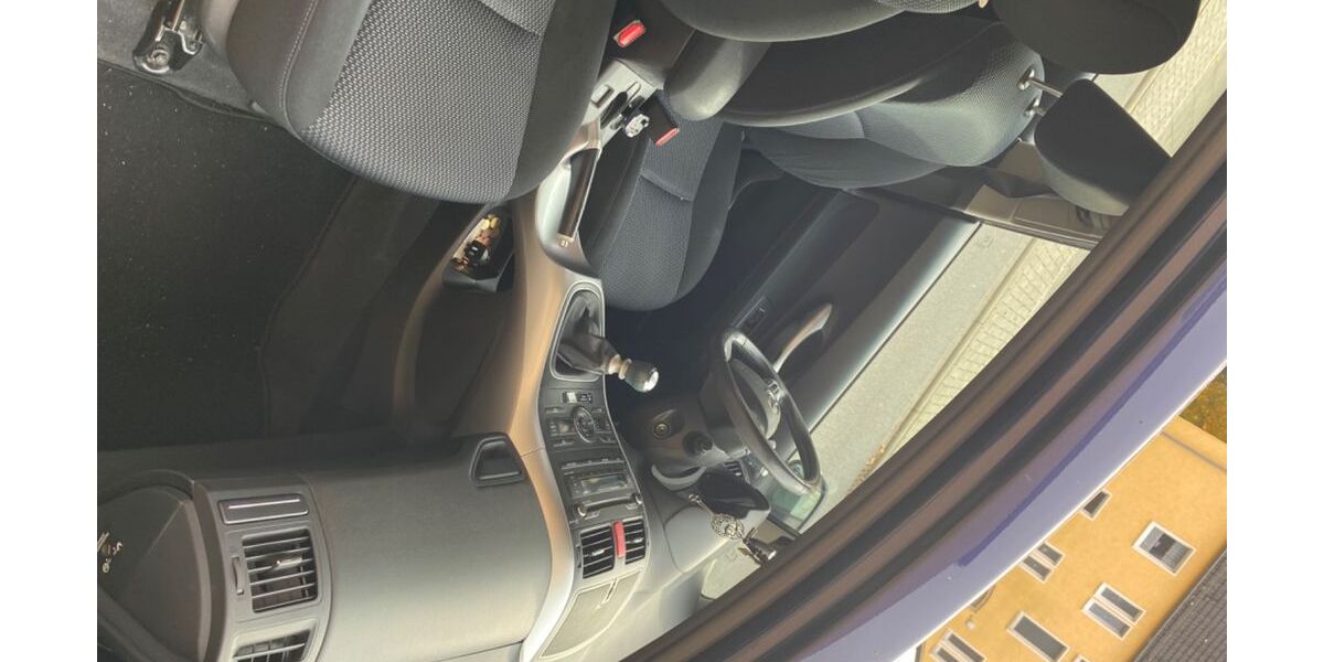 Toyota Auris 189.000 km 3.000 &euro; Osnabrück 49088