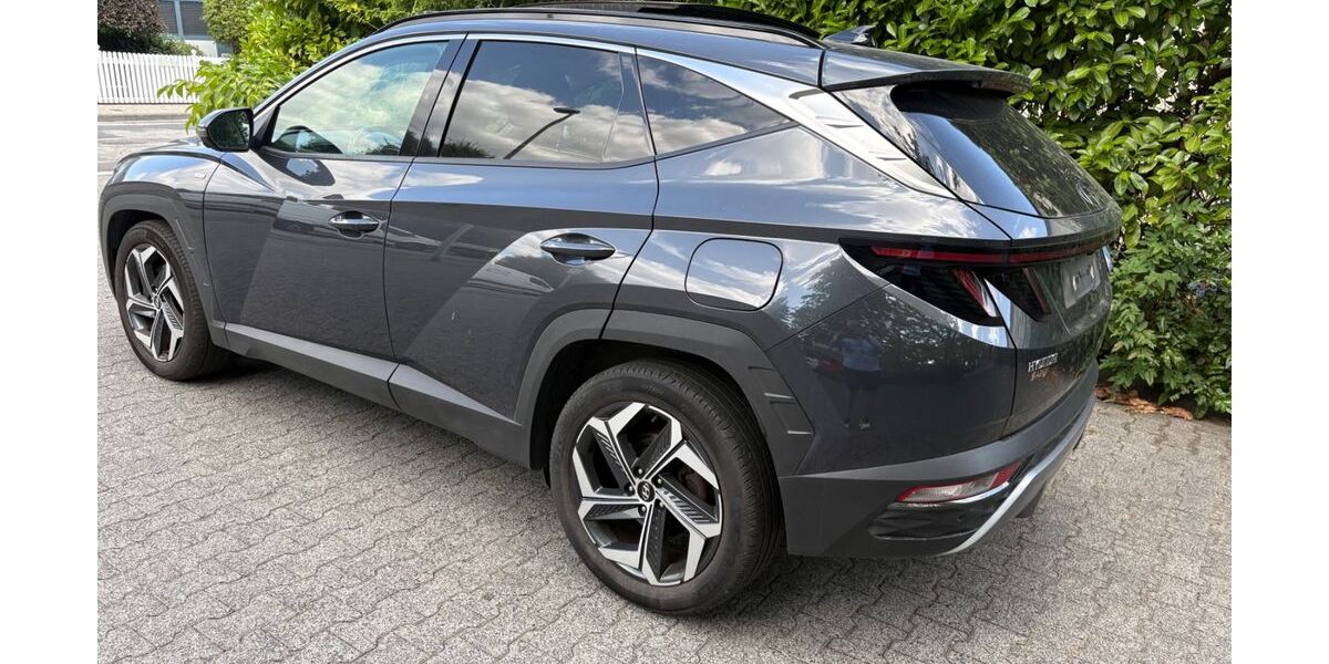Hyundai TUCSON 212.605 km 16.601 &euro; Frankfurt am Main 60389