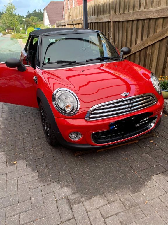 Mini One Cabrio 64.200 km 13.000 € Hage 26524