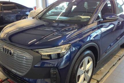 Audi Q4 e-tron 22.000 km 33.940 &euro; Wackersdorf 92442